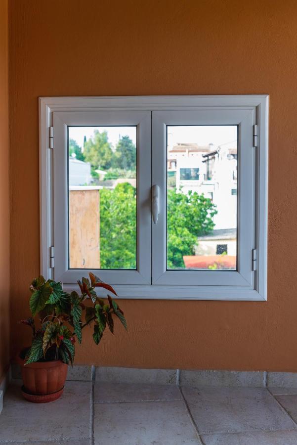 Julia΄S Apartment Alepou Exterior foto